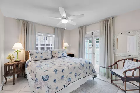 Bedroom - 827 Eisenhower Dr, Key West, FL 33040 photo 6 of 8