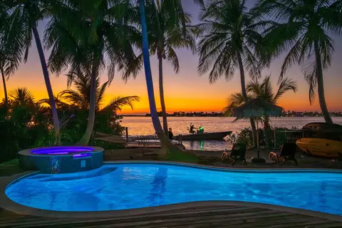 78 Bay Dr, Key West, FL 33040