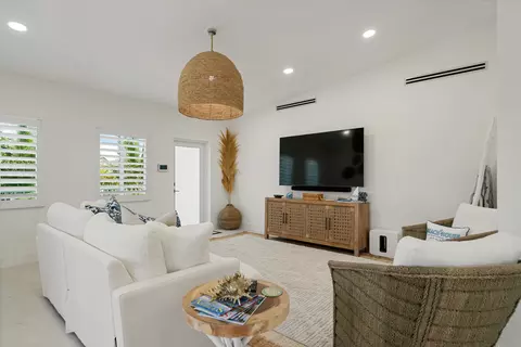 889 Ellen Dr, Key Largo, FL 33037 photo 12