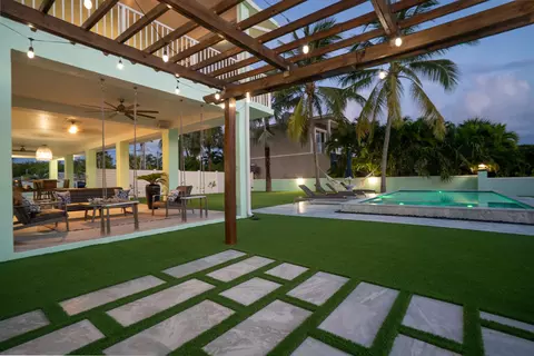889 Ellen Dr, Key Largo, FL 33037 photo 22