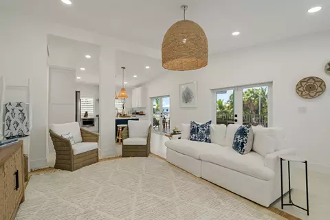 889 Ellen Dr, Key Largo, FL 33037 photo 10