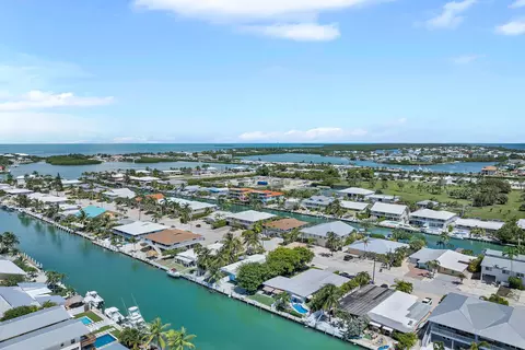 View/Area - 470 9th St #KEY colony, Key Colony Beach, FL 33051 photo 11 of 13