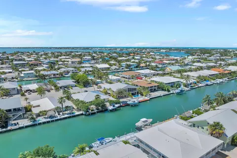View/Area - 470 9th St #KEY colony, Key Colony Beach, FL 33051 photo 4 of 13