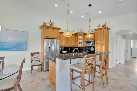 Kitchen - 470 9th St #KEY colony, Key Colony Beach, FL 33051 photo 1 of 4