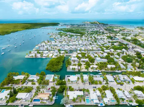 599 30th St, Marathon, FL 33050 photo 46