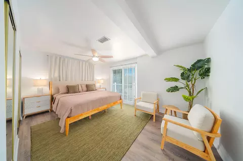Bedroom - 3978 Gordon Rd, Big Pine Key, FL 33043 photo 1 of 8
