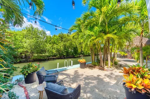 Exterior - 3978 Gordon Rd, Big Pine Key, FL 33043 photo 3 of 11