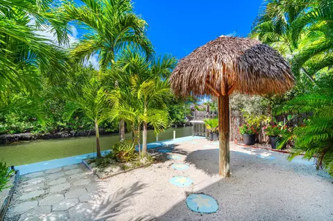 Exterior - 3978 Gordon Rd, Big Pine Key, FL 33043 photo 10 of 11