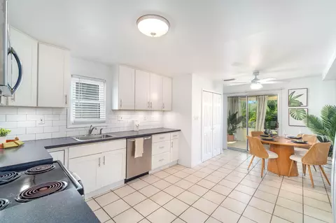 Kitchen - 3978 Gordon Rd, Big Pine Key, FL 33043 photo 5 of 5