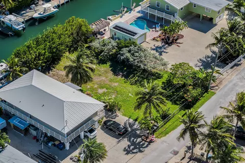 149 Iroquois Dr, Islamorada, FL 33036