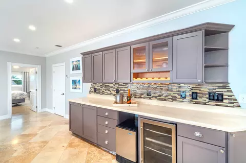 Kitchen - 31473 Warner Rd, Big Pine Key, FL 33043 photo 5 of 5
