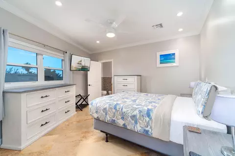 Bedroom - 31473 Warner Rd, Big Pine Key, FL 33043 photo 1 of 6