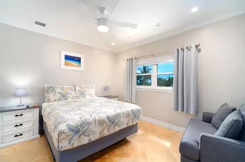 Bedroom - 31473 Warner Rd, Big Pine Key, FL 33043 photo 3 of 6