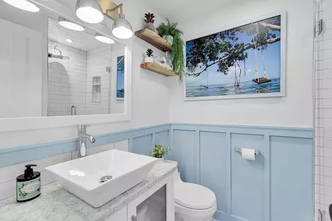 Bath - 628 William St, Key West, FL 33040 photo 3 of 5