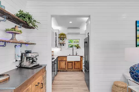 Kitchen - 628 William St, Key West, FL 33040 photo 1 of 3