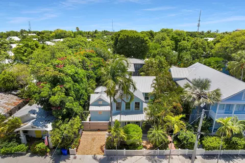 View/Area - 628 William St, Key West, FL 33040 photo 1 of 2