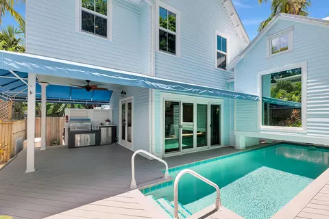 Exterior - 628 William St, Key West, FL 33040 photo 7 of 8