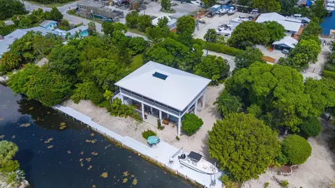 29462 Geraldine St, Big Pine Key, FL 33043