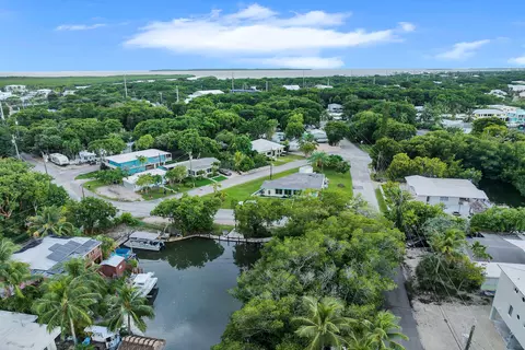 38 Pirates Dr, Key Largo, FL 33037 photo 5