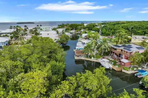 38 Pirates Dr, Key Largo, FL 33037 photo 7