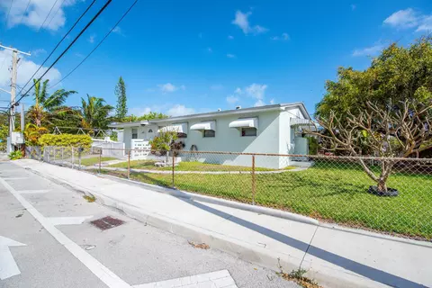 317 Cross St, Stock Island, FL 33040