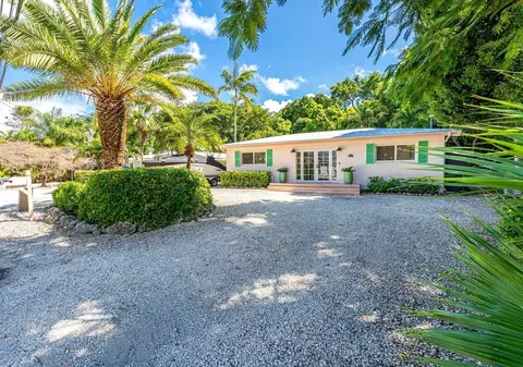225 Gasparilla Dr, Key Largo, FL 33037