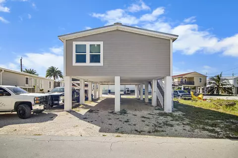 599 W 105th Street Ocean St, Marathon, FL 33050 photo 4