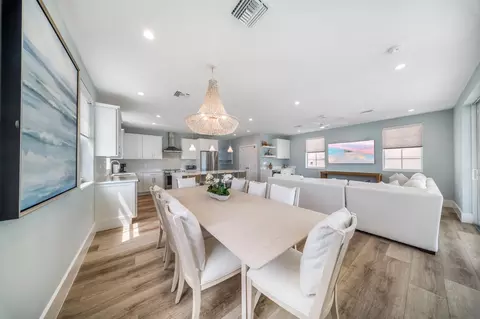 Dining - 818 39th St, Marathon, FL 33050 photo 2 of 2