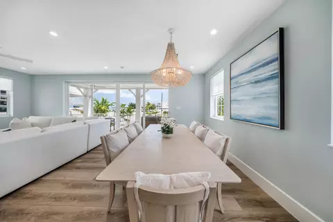Dining - 818 39th St, Marathon, FL 33050 photo 1 of 2