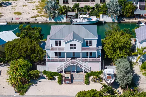8 Jade Dr, Key West, FL 33040