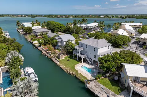 View/Area - 8 Jade Dr, Key West, FL 33040 photo 7 of 10