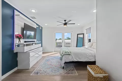 Bedroom - 8 Jade Dr, Key West, FL 33040 photo 5 of 8