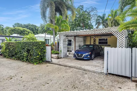13 Bass Ave, Key Largo, FL 33037