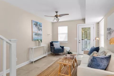 618 Mickens Ln, Key West, FL 33040