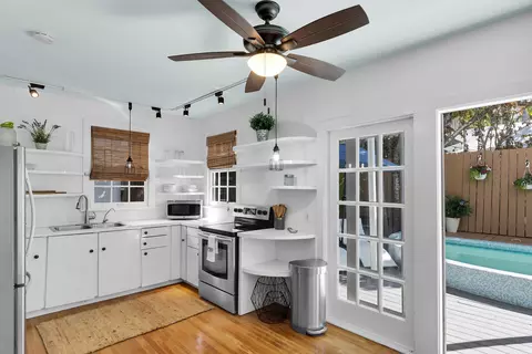 Kitchen - 1022 Fleming St, Key West, FL 33040 photo 1 of 7