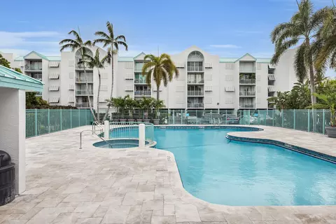 3635 Seaside Dr #206, Key West, FL 33040
