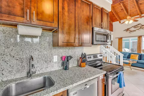 16 E Kyle Way, Marathon, FL 33050 photo 12