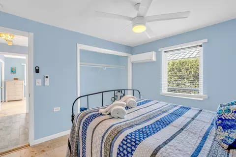 Bedroom - 600 12th St, Key Colony, FL 33051 photo 8 of 9