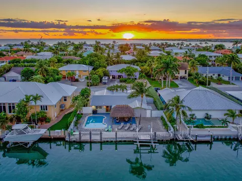 600 12th St, Marathon, FL 33050