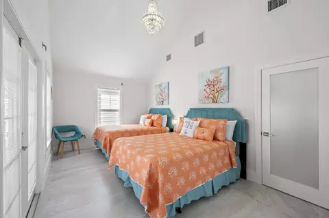 Bedroom - 7213 Simran Ln, Duck Key, FL 33050 photo 7 of 8