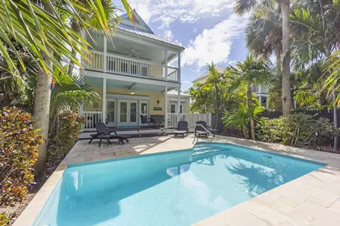 Exterior - 7213 Simran Ln, Duck Key, FL 33050 photo 2 of 12