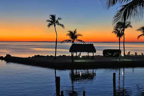88540 Overseas Hwy #101, Tavernier, FL 33070
