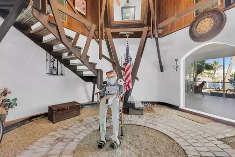 Entry Way - Undisclosed, Key Largo, FL 33037 photo 1 of 3