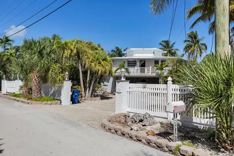 Exterior - Undisclosed, Key Largo, FL 33037 photo 3 of 17