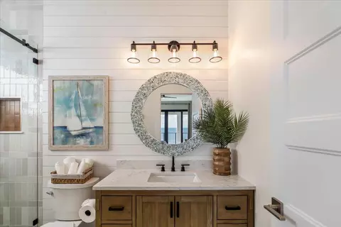 Bath - 1000 68th Street Ocean Street Ocean, Marathon, FL 33050 photo 6 of 10