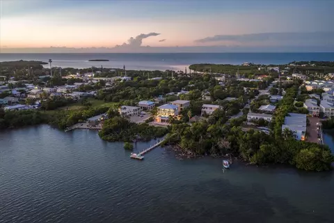 View/Area - 1000 68th Street Ocean Street Ocean, Marathon, FL 33050 photo 5 of 7