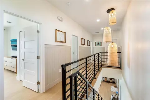 Entry Way - 1000 68th Street Ocean Street Ocean, Marathon, FL 33050 photo 4 of 5