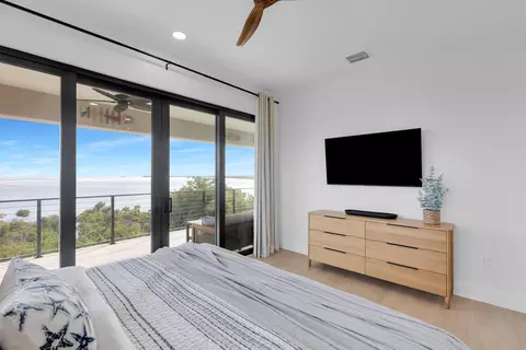 Bedroom - 1000 68th Street Ocean Street Ocean, Marathon, FL 33050 photo 5 of 14