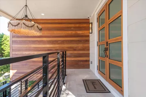Entry Way - 1000 68th Street Ocean Street Ocean, Marathon, FL 33050 photo 1 of 5