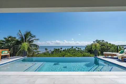 Exterior - 1000 68th Street Ocean Street Ocean, Marathon, FL 33050 photo 1 of 28